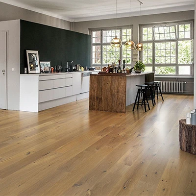 our-services-section-img